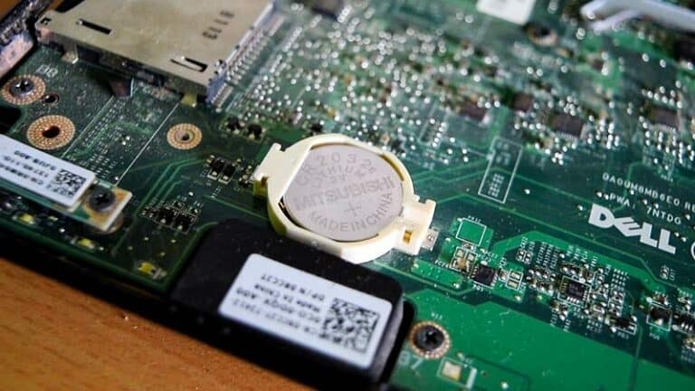 Baterai CMOS Laptop: Pembahasan Lengkap