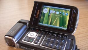 HP Nokia Jadul: Legenda di Era 90-an dan 2000-an