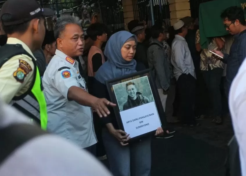 Penyelidikan Kematian Arya Daru Pangayunan: Keluarga Meminta Keadilan dan Kebenaran