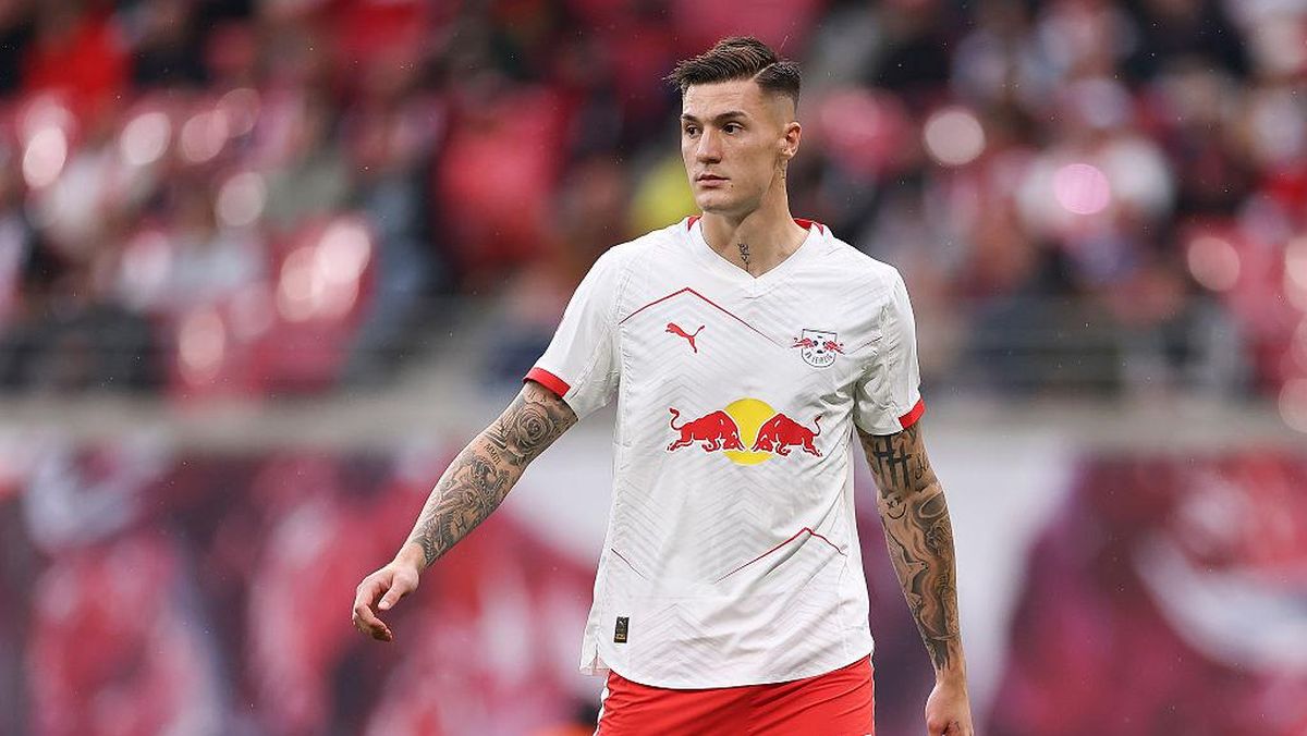 Manchester United Targetkan Benjamin Sesko dan Bryan Mbeumo di Bursa Transfer 2025